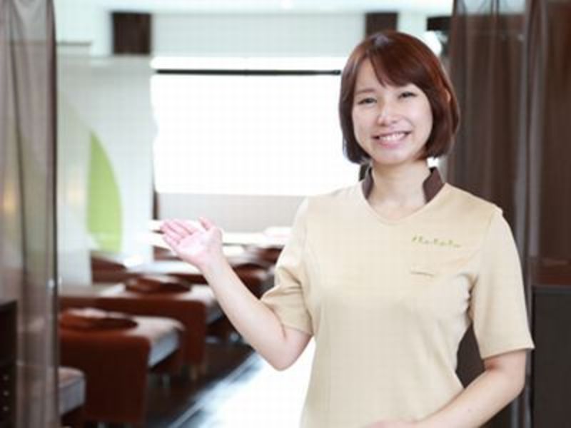 学生・主婦・専門学生・フリーター、日中のみの勤務の方も大歓迎!【Re.Ra.Ku(リラク)和泉多摩川店】《日払いOK!※規定あり》