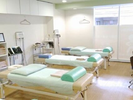 実力次第で2・3年後は分院長!?施術ロープレや研修があるから未経験でも安心してスタートできます♪