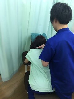 構造医学・矯正・運動療法・鍼を用い治療を行います。治療院の他にも興味があれば介護分野・リラクゼーション分野も経験可能。