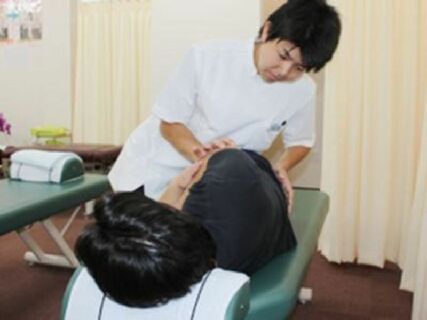 【社会保険完備☆】"スタッフとその家族のために"がモットーの「みんなの整骨院」!