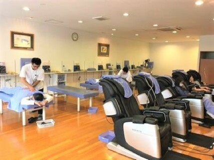 \管理柔道整復師を募集します/月給30万円~+別途手当あり!QEDグループであなたの経験・力を発揮しませんか?