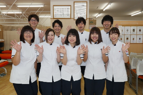 【社保完備☆賞与有り】デイサービスの機能訓練指導員として資格を活かしてみませんか!?【経験不問♪】