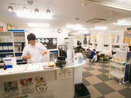 【社保完備!その他福利厚生充実!】熊本一の整骨院グループを目指して、スタッフにも安心して働いてもらえる環境づくりをしています!