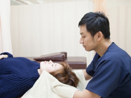 ◆経験者急募!◆産後の骨盤矯正が人気で女性セラピストが活躍できる環境が整っています♪