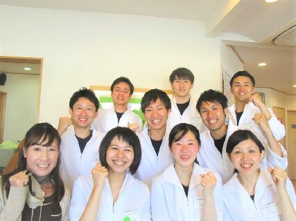 【 当院独自の治療法『筋肉・関節整復術』】研修・勉強会制度が充実! ~経験不問・人物重視の採用☆~