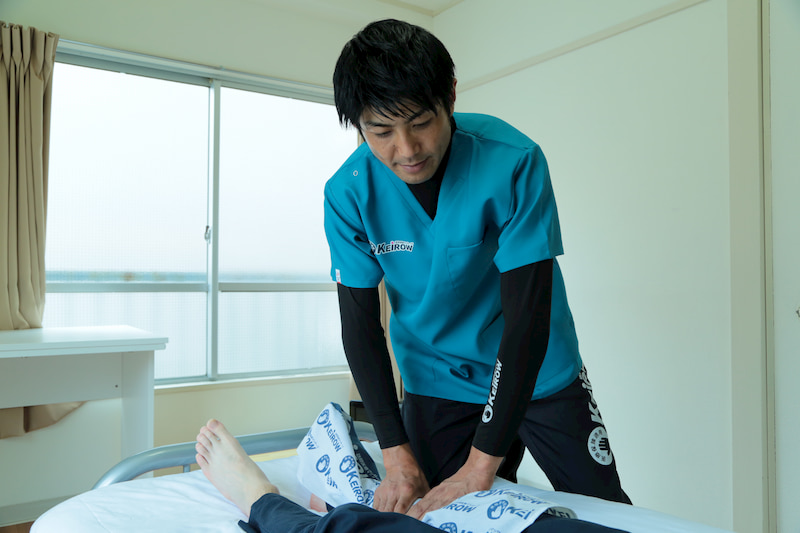 【 新居浜】施設専門:鍼灸/あん摩マッサージ師大募集!移動無し!社内研修充実!未経験者OK!KEiROWで資格と経験を活かしませんか?