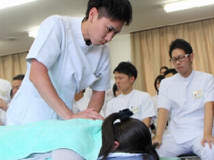 【週休2日・賞与・社保完備】北東北最大規模の整骨院グループ★充実した福利厚生★地域に愛される治療院を目指しています!