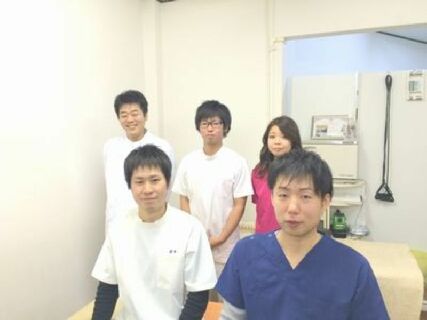 あなたの頑張りにしっかり応えます♪基本給+歩合で高収入が目指せます!【新御堂整骨鍼灸院】