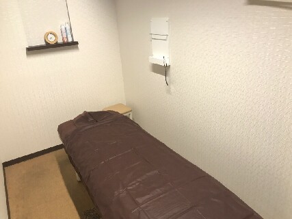 【月給23.3万円以上、社会保険完備】美容メニュー強化!鍼灸師が主役級に活躍できる鍼・整体・トリートメント・リラクゼーションサロンです。