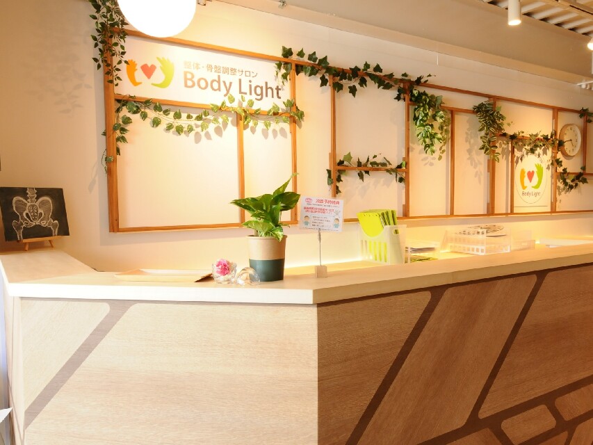 店舗リニューアルに伴い大募集／未経験からでもプロの技術が身につく／研修充実でスキルアップ応援／実績に応じて毎月インセンティブ支給／頑張り次第で収入UP