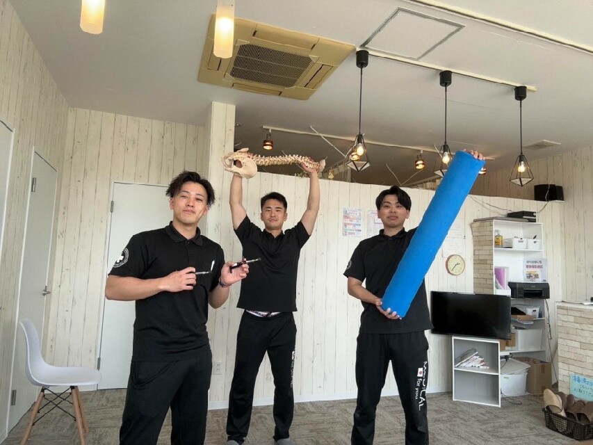 【安心安定の福利厚生・充実した研修制度(経験不問)】患者様だけでなく社員の幸せも大切にしています☆